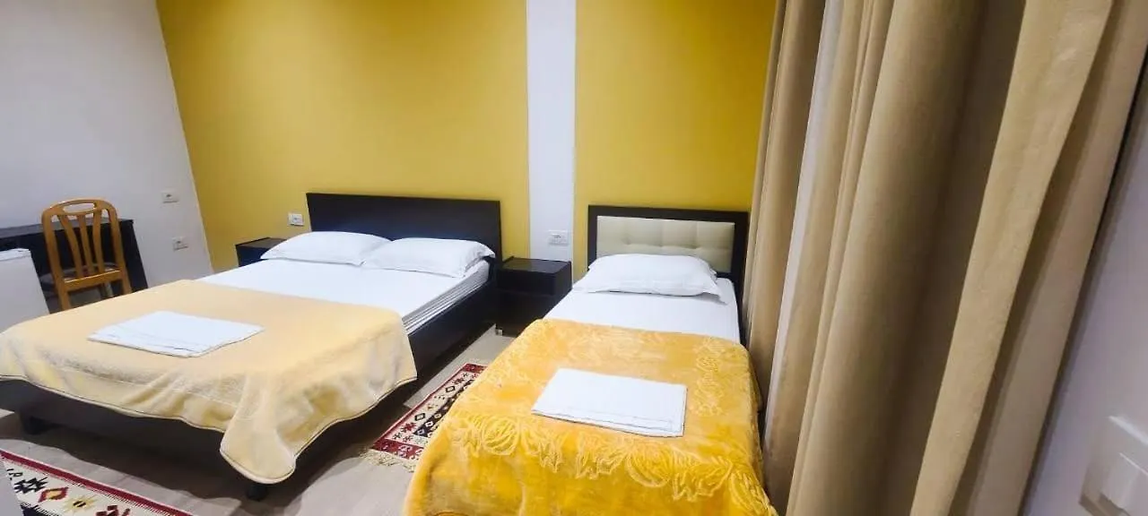 Vila Lili Guest House - 베라트 알바니아