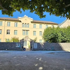 https://gite-detape-du-clos-saint-roch.hotels-rhonealpes.com