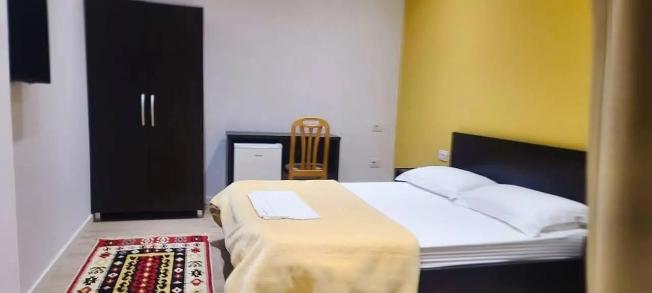 Vila Lili Guest House - Berat